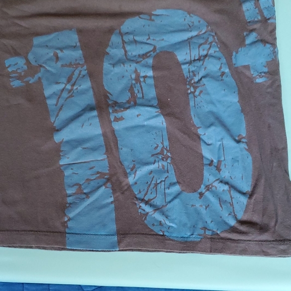 T shirt - Picture 4 of 4